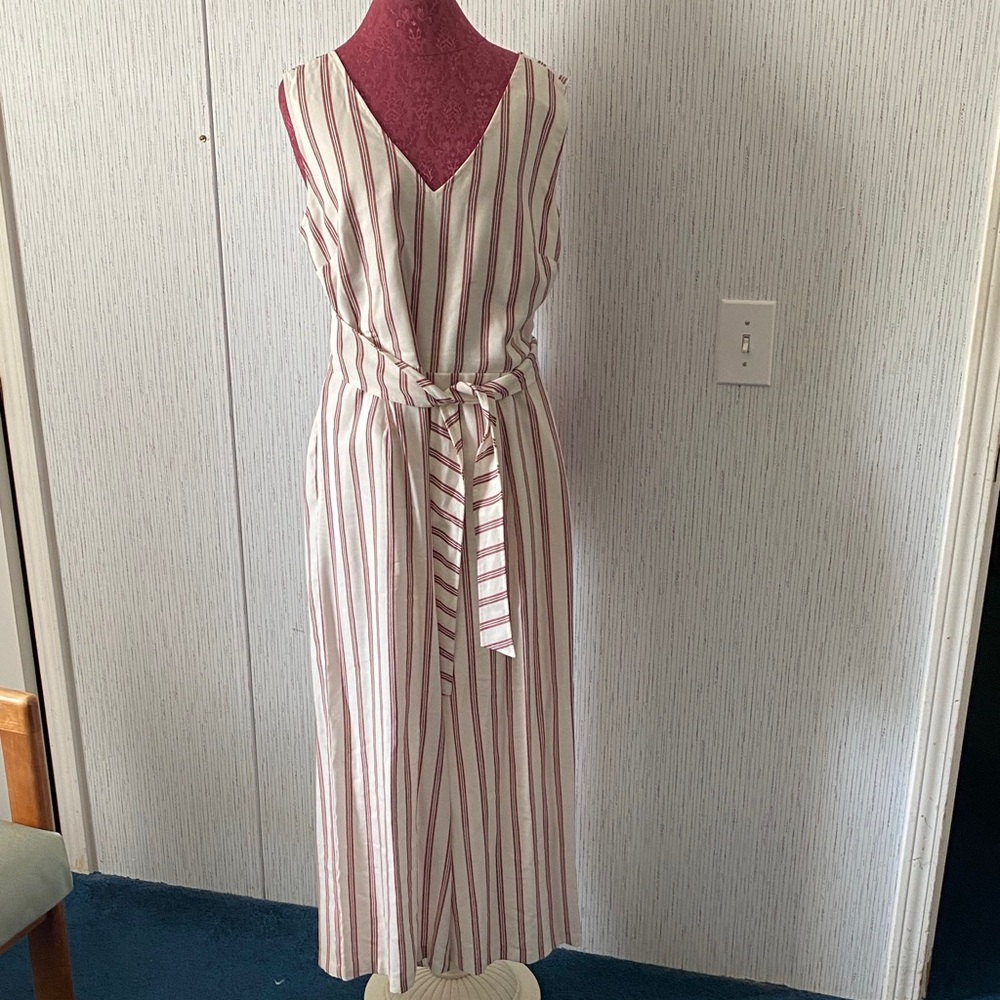 Madison Sz Large Jump Suit Red White Striped Wrap Around Tie Front with Pockets - Picture 6 of 12